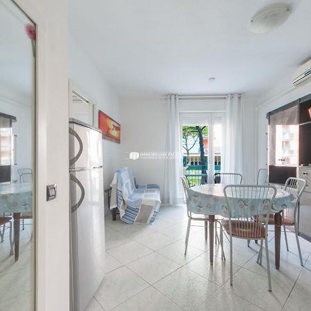 Residence Puerto Del Sol Immobiliare Pacella Лидо-ди-Езоло Экстерьер фото