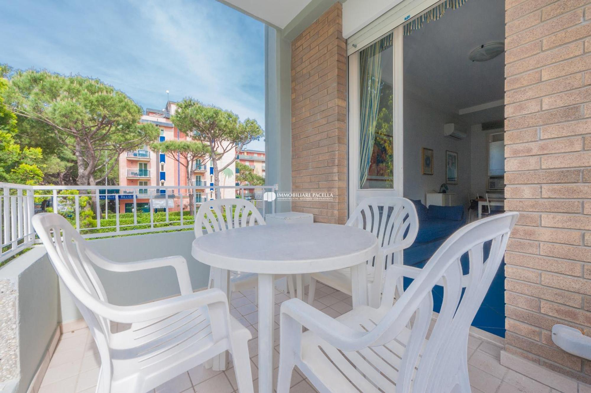 Residence Puerto Del Sol Immobiliare Pacella Лидо-ди-Езоло Экстерьер фото